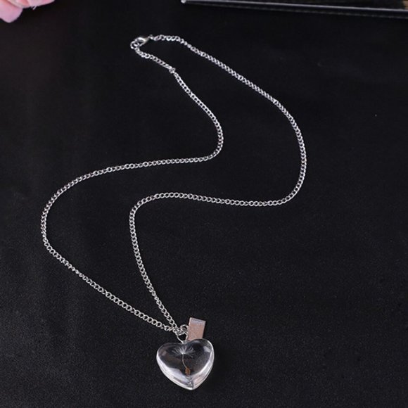 Glass Heart Wish Necklace - Picture 4 of 4